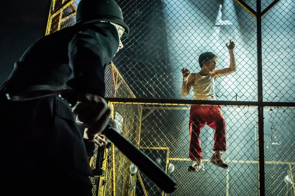 <a href="/CurveLeicester/">Curve</a> wins prestigious #UKTheatreAwards for Made at Curve #BillyElliot directed by <a href="/NikolaiFoster/">NIKOLAI FOSTER</a> choreographed by <a href="/lucymayhind/">Lucy Hind</a> #BestMusicalProduction eastmidlandstheatre.com/2022/10/25/new…