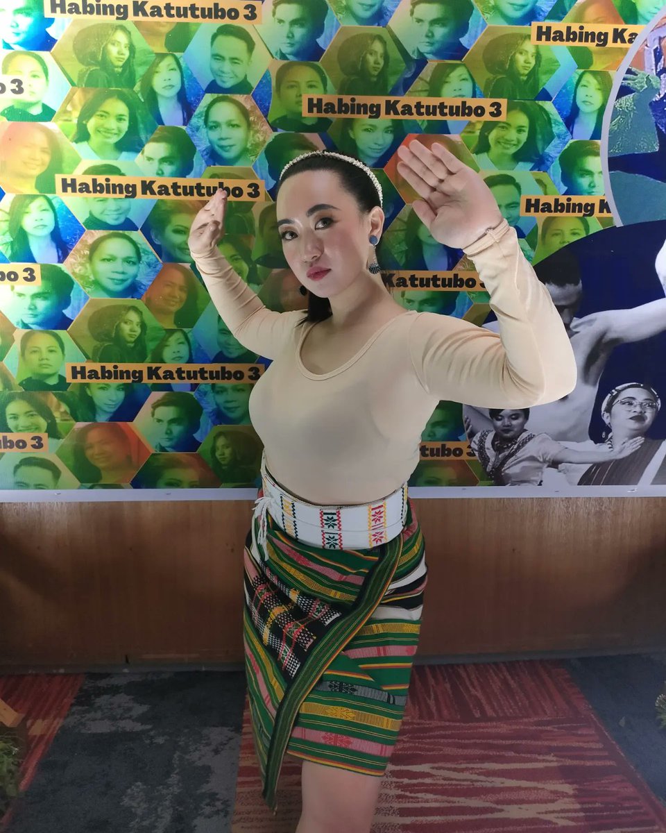 itsKimDelmas's tweet photo. Represented Mt. Province (Besao/Barlig) for Habing Katutubo III, Sala - Salamat.
Thank you GMA Regional TV for Featuring the show, This may serve as a lesson to non IP's and educate people on how to use Bahag and Tapis 🎥📺🖤
#IndigenousPeoplesDay
#Bahag #Tapis https://t.co/b4ToXOAEu3