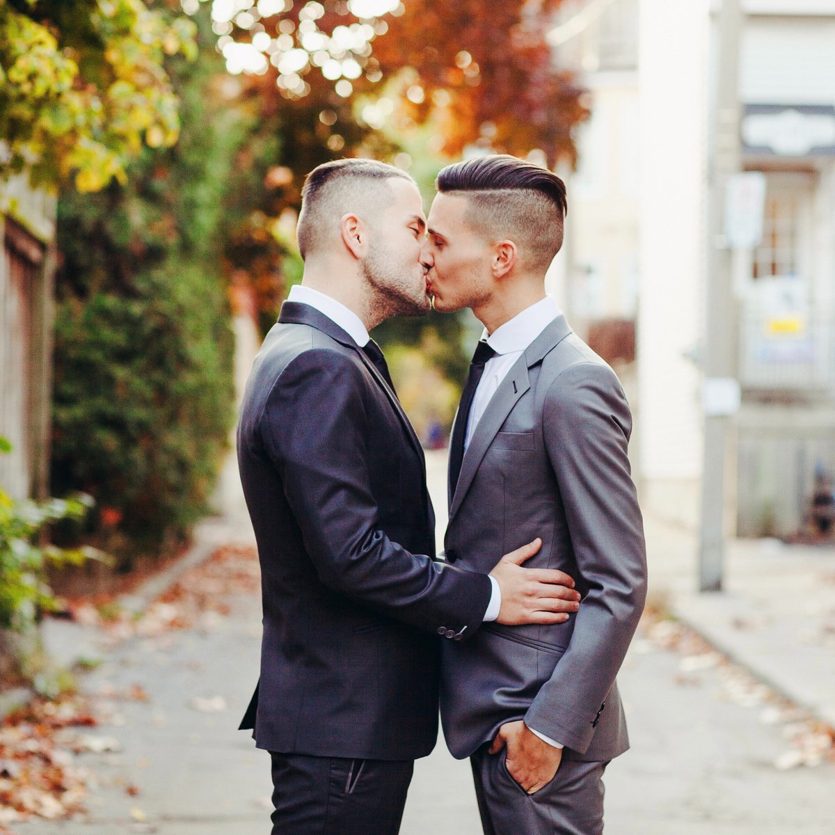 omgclassic's tweet image. Celebrating 18 years since @omgchampagne & I met (and 8 years since we got married) today. Now I'm 36, which means I’ve spent half my life with him, and from here on out I’ll have more memories with him than without. Love ya husband, it’s been a real treat growing up together. 😘