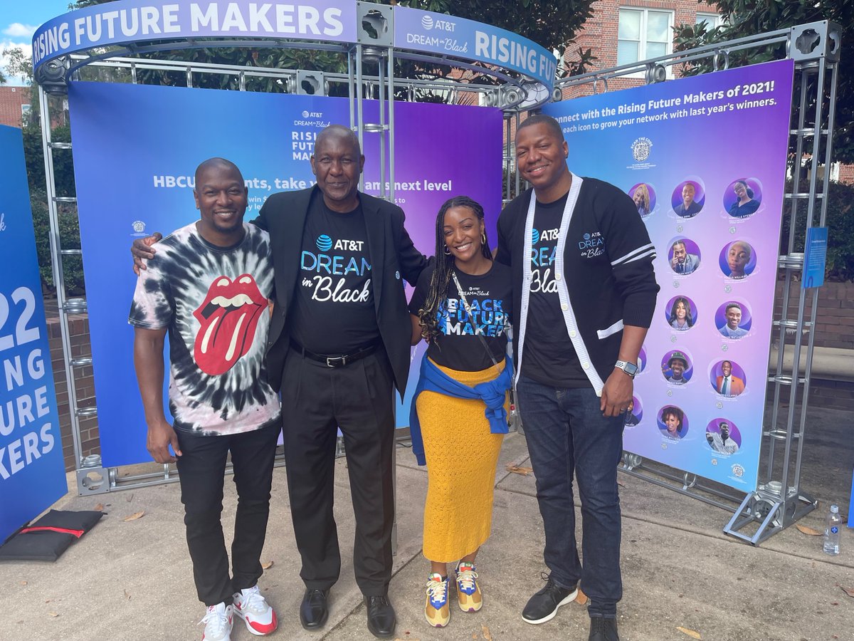 CoraWilson2011's tweet photo. ATT Office Hours at FAMU was a huge success! Thank you @paul_woodbine and @TonyLewisWinnin for representing the market! #ATTXFAMU #DreamInBlack #HBCU #Homecoming @One_FLA @EBE_ONEFLA @Stand_OneFLA https://t.co/MUXq9svIXj