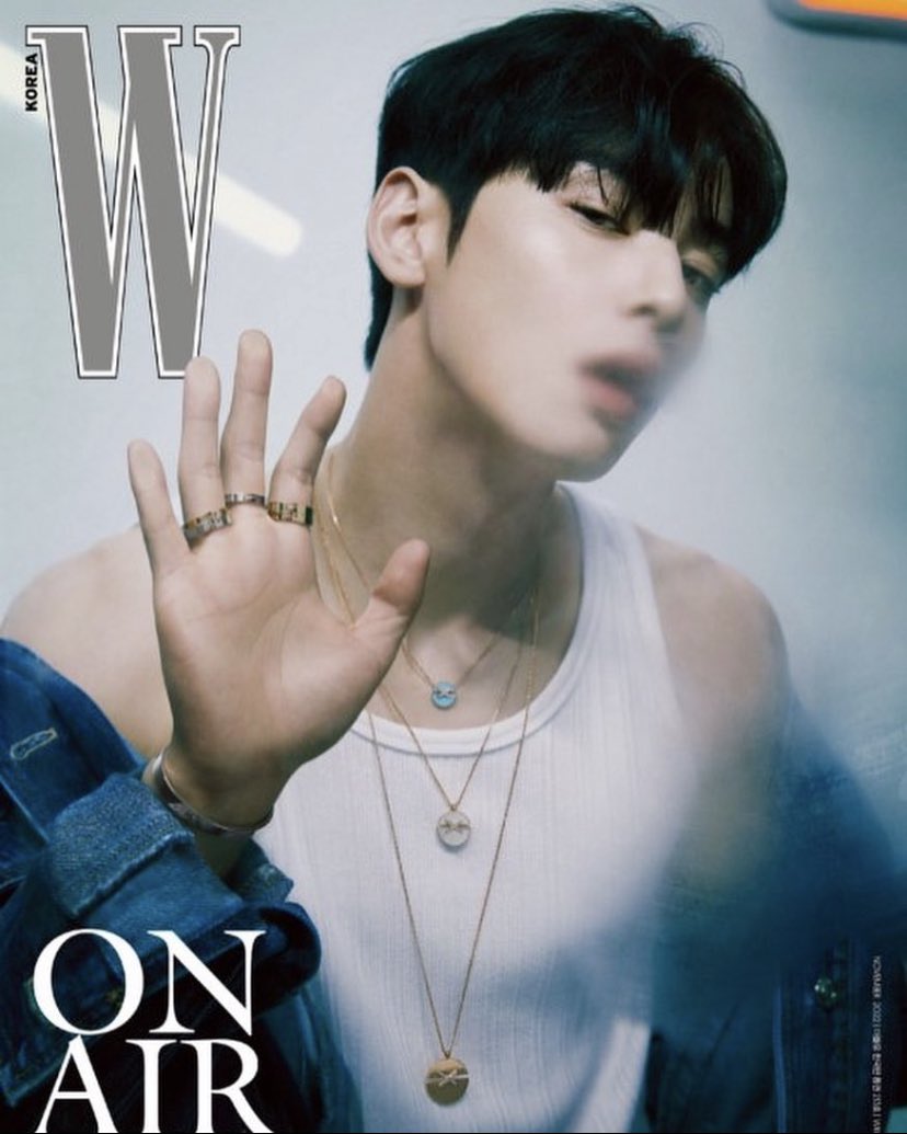 kstarworld100's tweet photo. @andfuckvmin Not me bestie https://t.co/Yvom4uEPrA