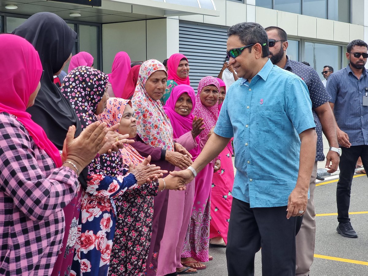 Vathane's tweet photo. PPM ge Raees, Raees Yameen
N.atholhah kuravvamun gendhavaa dhathurufulhuge therein | N.kendhikulhudhoo
#RY2023 https://t.co/xLjfjT8Ljh