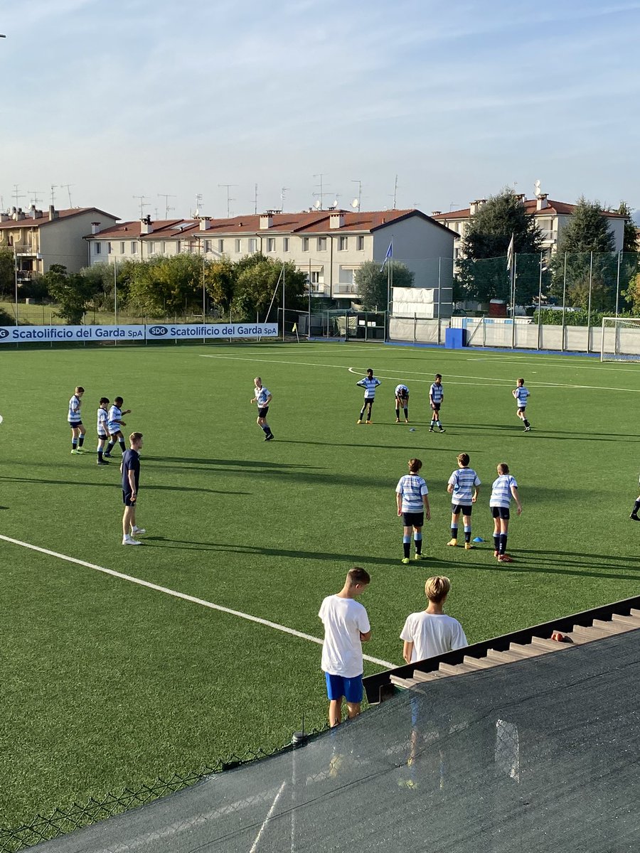 HGSport1's tweet photo. U13 and u14 boys getting ready for this afternoons matches #prematchprep https://t.co/FYtiC6yySP