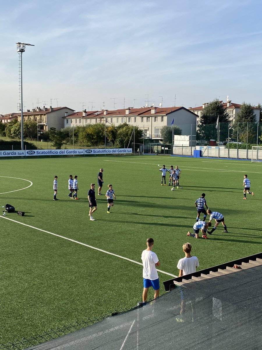 HGSport1's tweet photo. U13 and u14 boys getting ready for this afternoons matches #prematchprep https://t.co/FYtiC6yySP