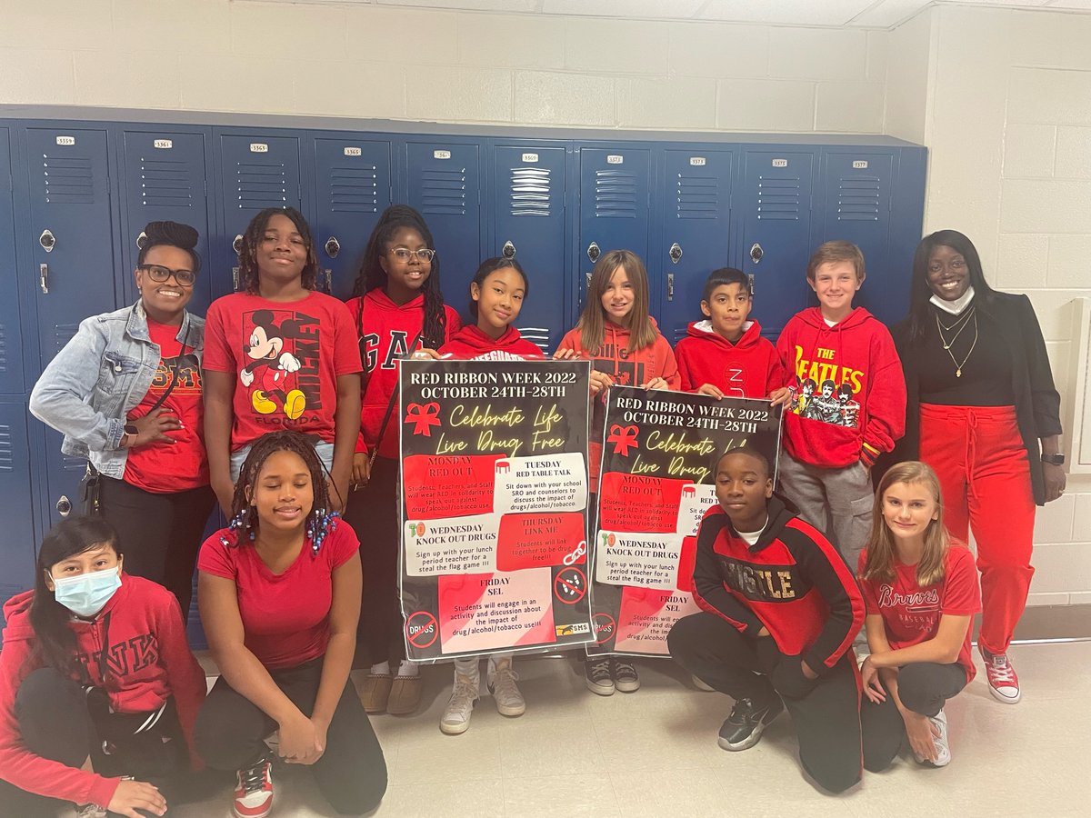 ICounsel_APS's tweet photo. More of Red RIbbon Week RED OUT with our teachers, students, and staff! @SuttonCougars @@MerriweatherEDU @SMSFielder @DrMightyN @TRobinsonsms @billups_LA @APHoward_Sutton @barbarabieniemy @SMS6Counselor @maurapannier @ATL_Counselors https://t.co/o1QgEwLjHd