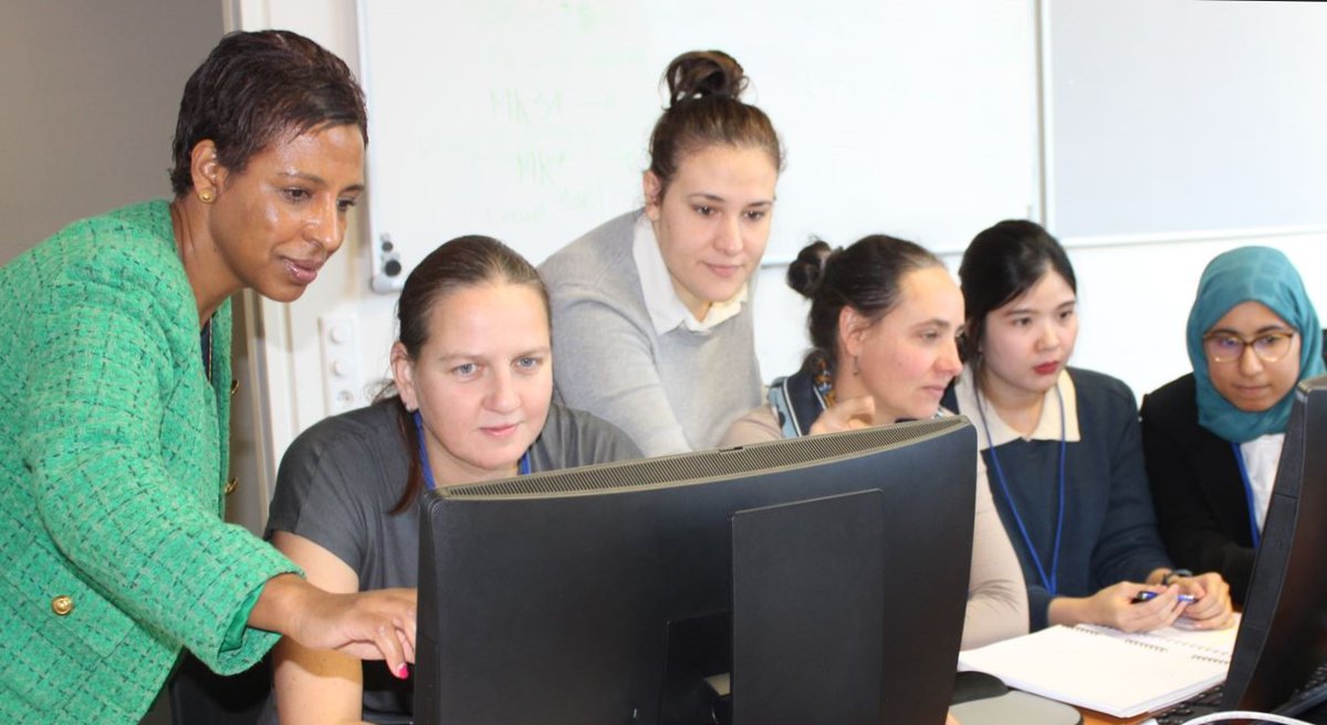 CTBTO's tweet photo. 🔊2nd in-person National Data Centre (#NDC) Capacity Building Training kicks-off in Vienna. 14 reps from 14 States Signatories are learning about the new & latest version of the SeisComP software (V5) to strengthen capacity & enhance their use of #CTBTO data & products. #NDCs4All https://t.co/uILPkQLvga