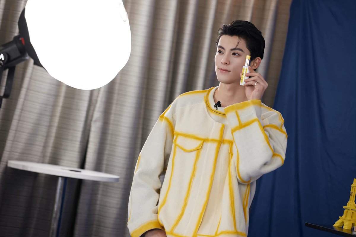 abeille_bb's tweet photo. ทรงผมอะดูแบด แต่ทำหน้าอะแบ๊ว 😂
#Dulanwang https://t.co/iuuvIoIkps