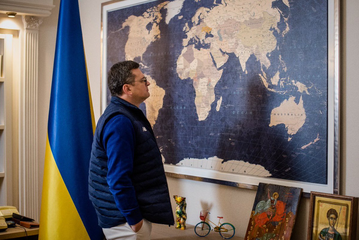 DmytroKuleba's tweet photo. Just concluded an online-briefing for foreign media on Russian aggression against Ukraine, Moscow’s ‘dirty bomb’ disinfo campaign, global food security, and other issues of regional and global importance. We keep the world posted and will not let Russian propaganda succeed. https://t.co/KVm5R1qW89