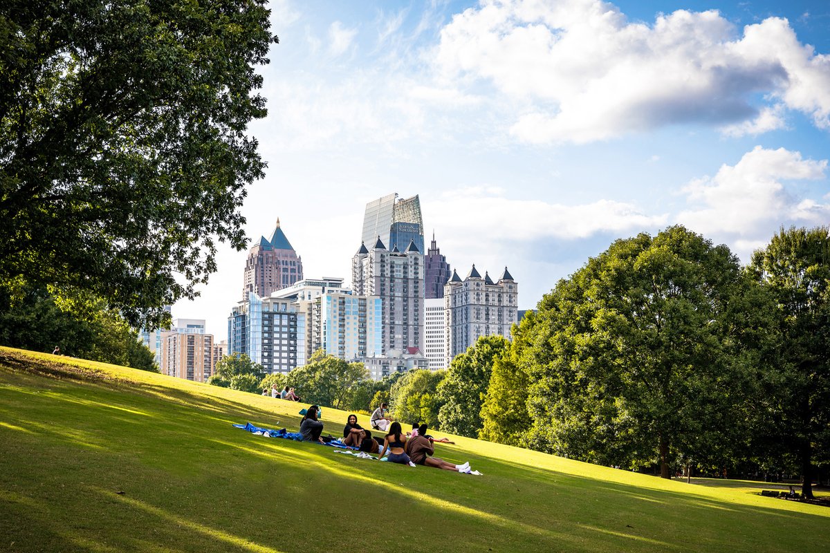 At the conclusion of your meeting day, explore Atlanta during your free time with exciting activities and attractions that express the true spirit of the city. Check out some of our suggested itineraries based on your style, speed, and interests. bit.ly/3N7LaVy