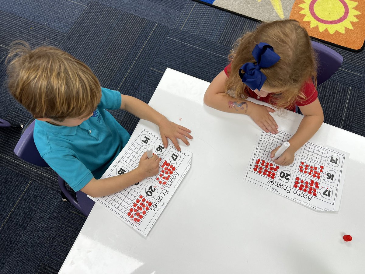 KimGoldstein634's tweet photo. Practicing our one to one correspondence. And counting to 20.
#DavisME #Davis30 #DavisLOVE https://t.co/ojmWVnPvXo