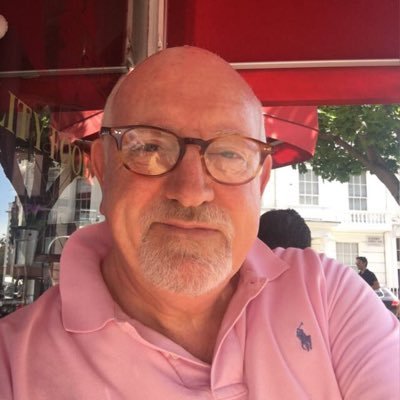 Who famously said and still says: "My leadership style is collegiate, sometimes laddish and certainly embracing, bringing in diverse workforces that mirror the communities we are in." ? @Leadership_21 <a href="/BobHolt1954/">Bob Holt OBE</a>