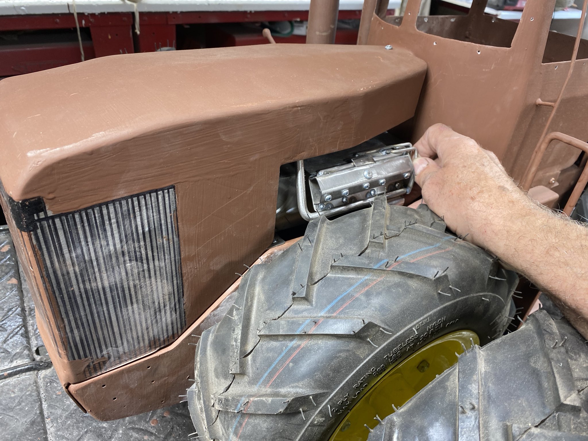 Don Campbell on Twitter "John Deere 8850, more engine parts made