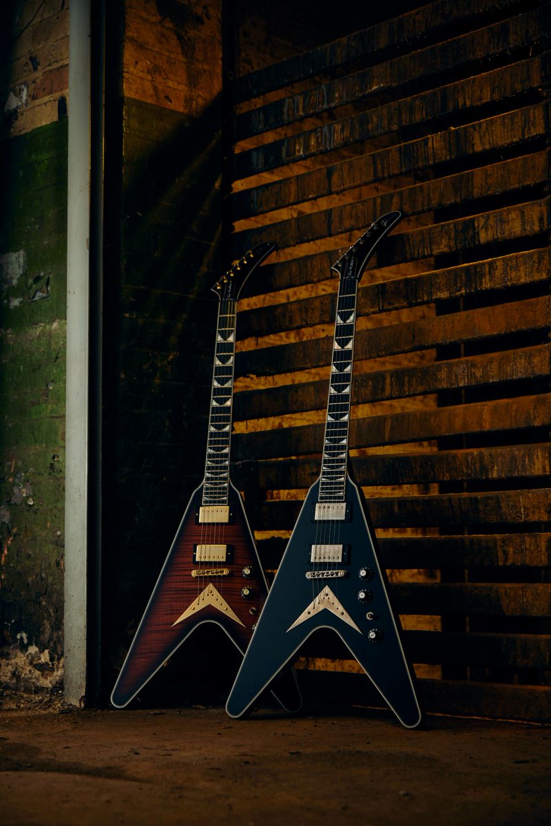 gibsonguitar's tweet photo. The Custom Shop is proud to introduce the limited-edition Dave Mustaine Flying V EXP in Ebony VOS and Red Amber Burst. Pick one up and Set the World Afire. https://t.co/mlwDCgT7cq  

#gibson #flyingvexp @davemustaine https://t.co/RyAVWnjwqP