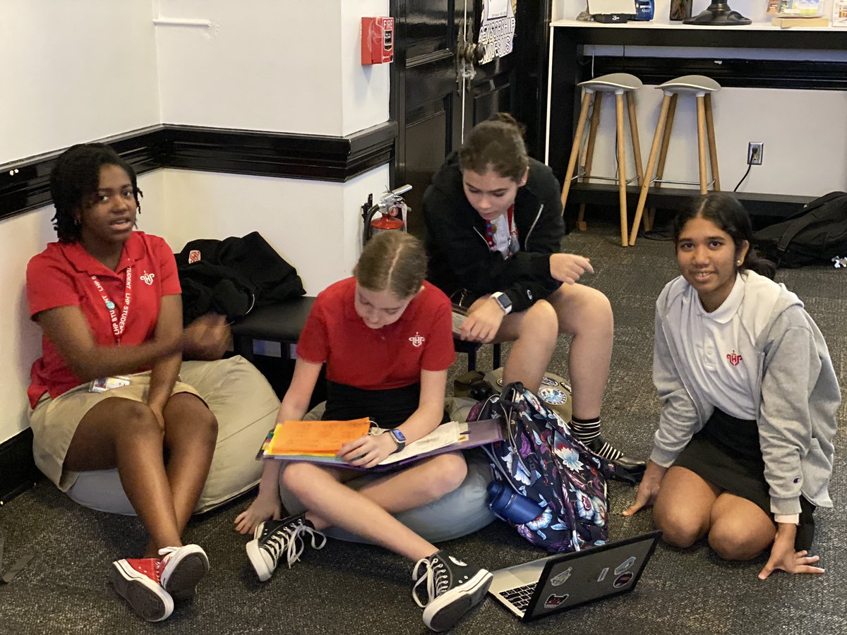 Reading_Reba's tweet photo. Last minute studying in the #LHPSRollLibrary before school today! https://t.co/durRu7QD67
