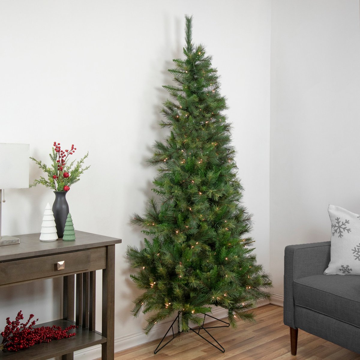 ChristmasCenter's tweet photo. Shop and save on Christmas trees. Black Friday deals happening now. #welovechristmas #christmastrees #christmas2022 https://t.co/R0ibd95Qap
