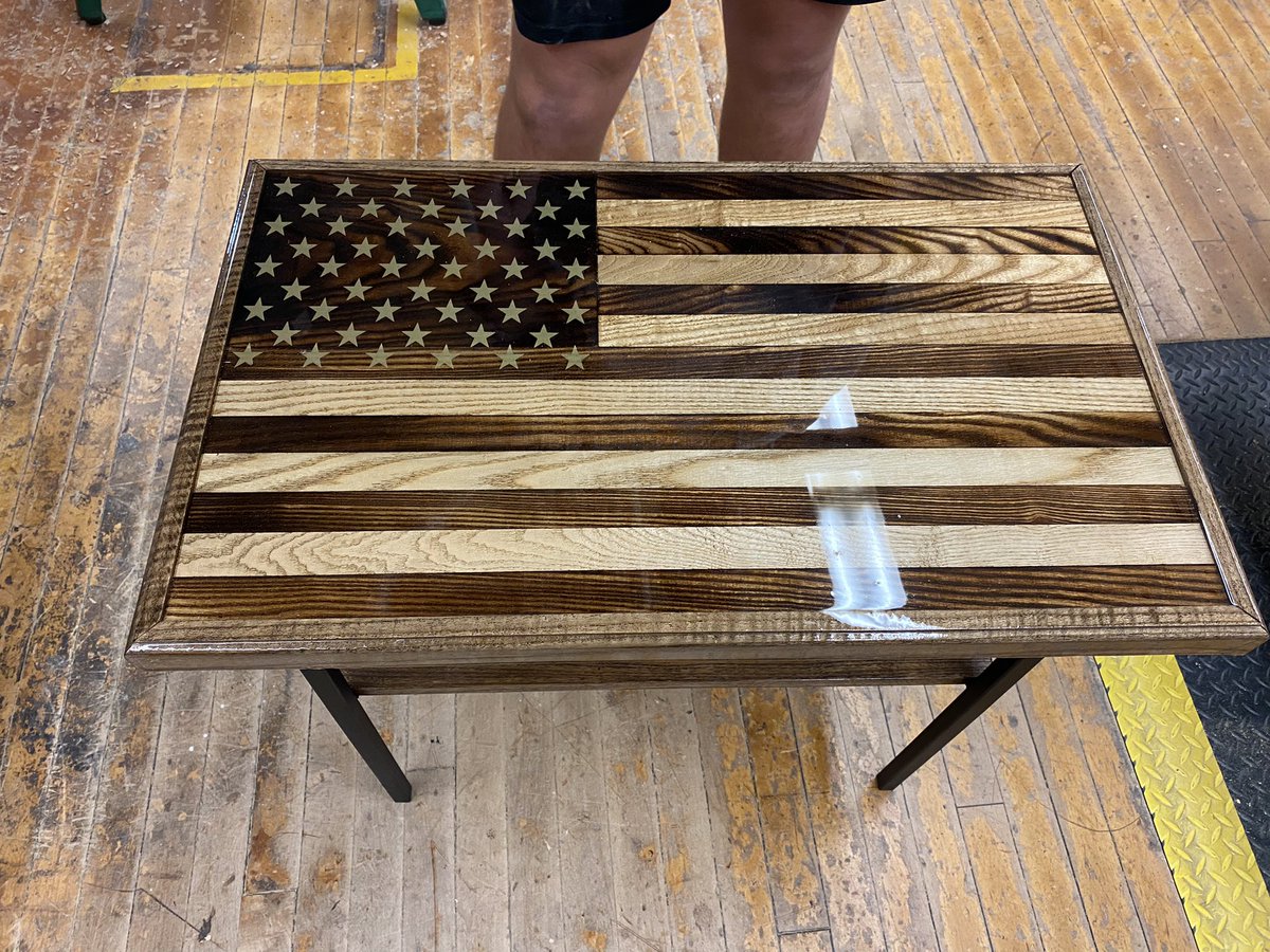bink_scott's tweet photo. Awesome table leaving the shop today, designed and built by Jayce Kieth @JayceK0518 https://t.co/S0gdPF43vg