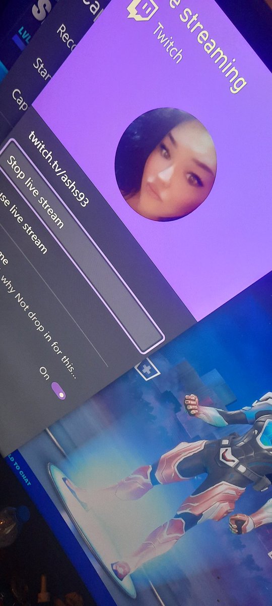 AshleyD1293's tweet photo. Great way to start the Morning,  kid at school fiance at work and Mama jus streaming ah bit of some Fortnite 
We LIVE come check it👀
#mamagamer #gamerslife #mamalife #gamersoftwitter #twitchstreamers #twitchtv #fortnite #epicgames #gametimelive #letsgetthiswin https://t.co/4e6f1KSo2s