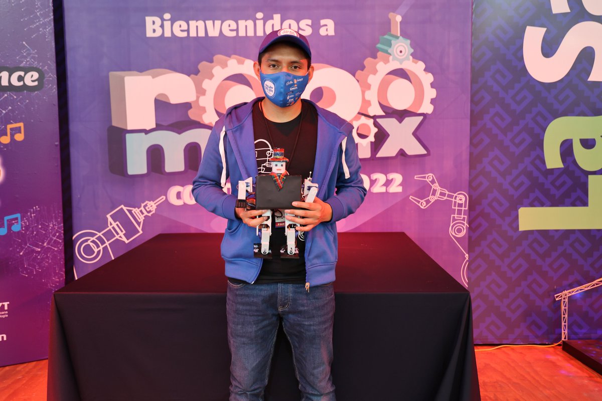 ULSA_OAXACA's tweet photo. Les compartimos una recopilación fotográfica del último día de #Robomatrix Continental 2022. 

¡Muchas felicidades a todos los participantes!

En el siguiente enlace podrán consultar los resultados de cada categoría. 
👉https://t.co/fQKu1F7hd6

#SomosLaSalle #Oaxaca https://t.co/fbPfoOdgD8