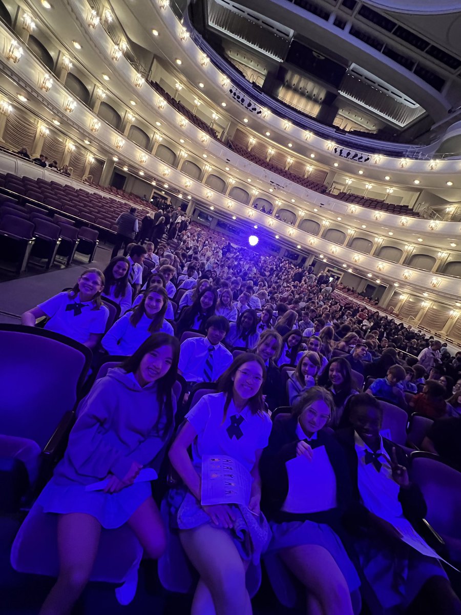 The 7th and 8th grades are ready to watch Romeo and Juliet at Bass Hall this morning! <a href="/TVS_Trojans/">Trinity Valley School</a> <a href="/basshall/">Bass Hall</a>