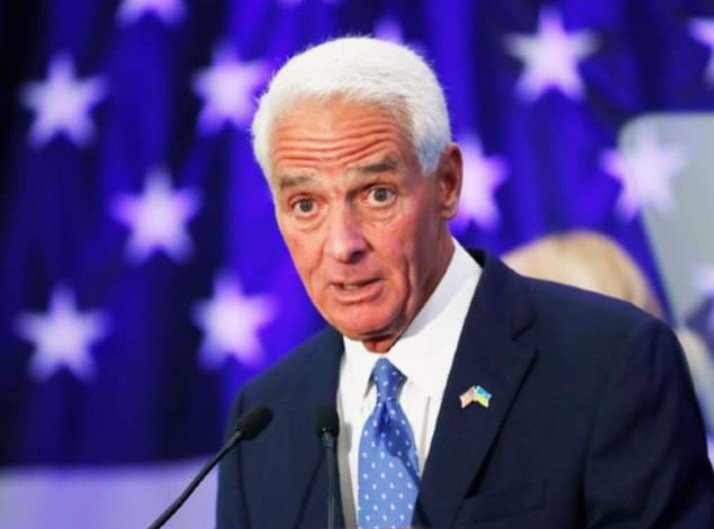 Radical Leftist Rep Charlie Crist supports 'Dismemberment' abortions, Gov Ron DeSantis said during Monday night's debate breitbart.com/politics/2022/… People stand in opposition to slaughtering animals for food, but think nothing of butchering millions of humans in the womb. 😢🙏