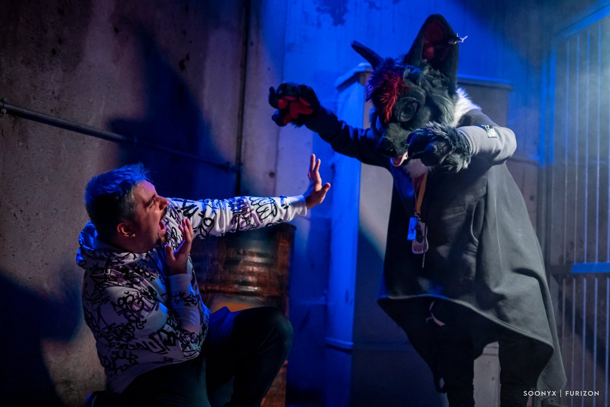 FurizonEvents's tweet photo. 🎵 … but terror takes the sound before you make it … 🎶

(MJ - Thriller)

➡️ FurizonMeet Riverside 2022
📸: Soonyx
#Halloween https://t.co/HvcVmTrFwx