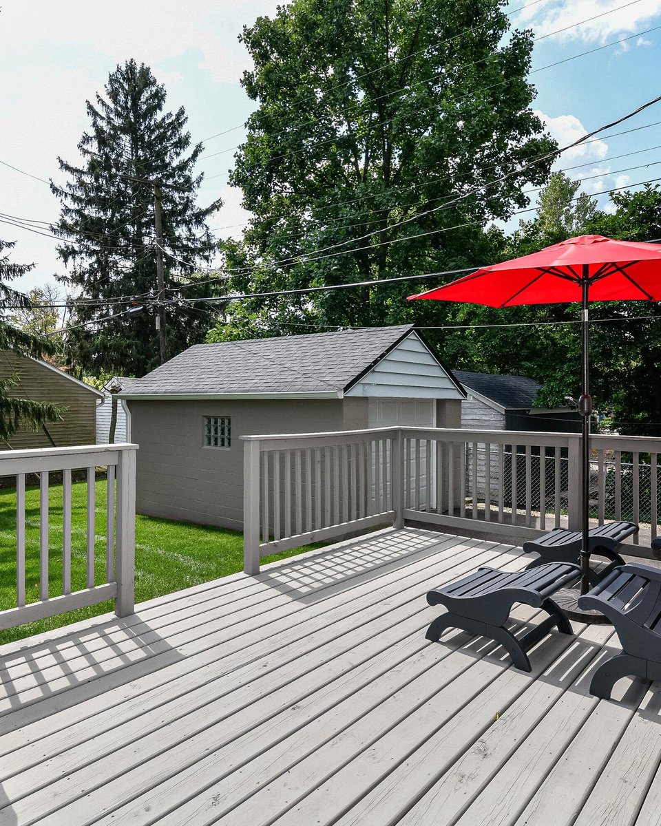 talktoTedO's tweet photo. Sold this home to a long-time client of mine 15 years ago. He did an amazing transformation to this North Kessler Manor bungalow. This home is a great example of why Indianapolis is such an affordable city to live. $272,500 for an immaculate home in a great location. https://t.co/xIdFxzZaYX