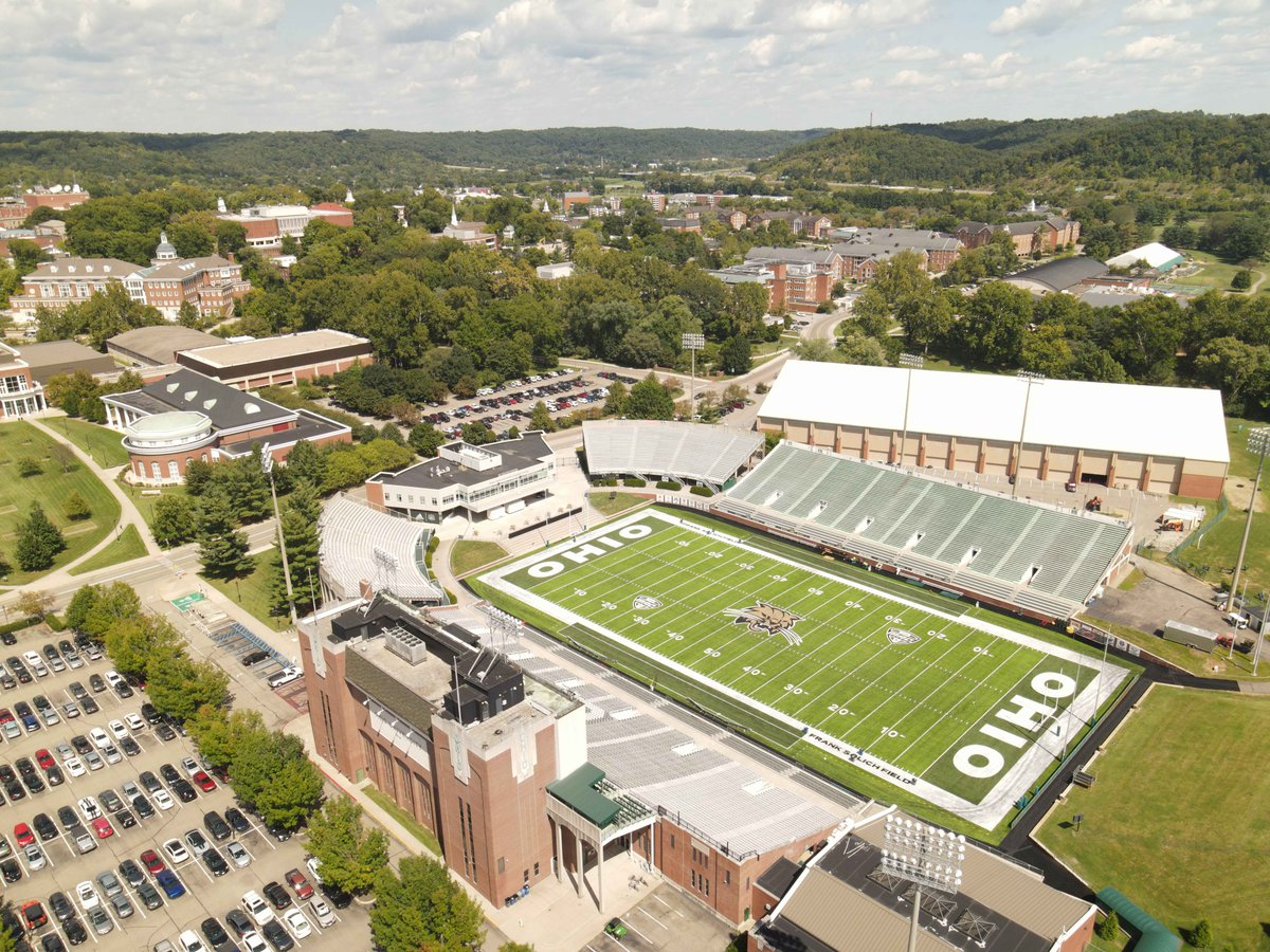TheMotzGroup's tweet photo. Scenes from Peden Stadium! 🏟️ ICYMI: we replaced the Bobcats home turf earlier this year & the project was completed with #ZeroWaste ♻️ @OhioBobcats | @OhioFootball
#ZeroWasteWarriors #ZeroWasteMonth #TurfReplacement https://t.co/pev8GdvRLO