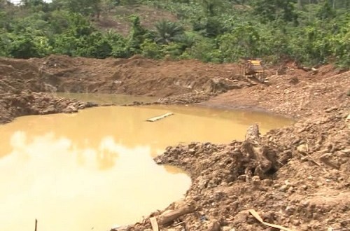 news_ghana's tweet image. OccupyGhana beleives Akonta Mining case is key test to end ‘galamsey’ dlvr.it/SbhH7X #Environmentalnews #OccupyGhana #AkontaMining #case #endgalamsey