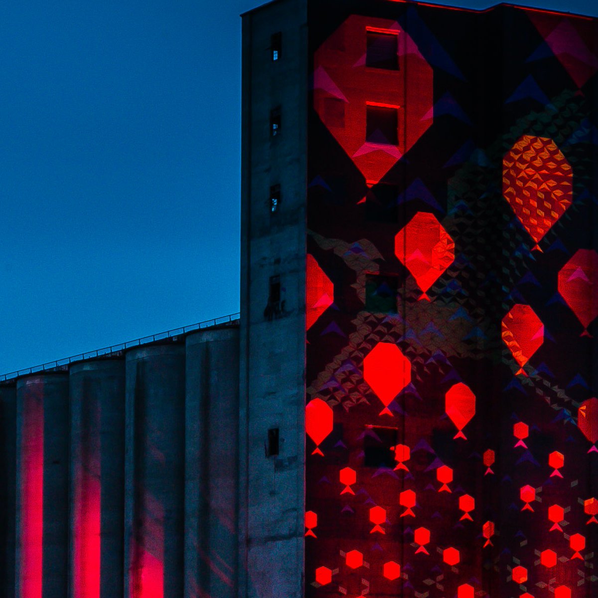 5M_SF's tweet photo. Yes, #ItAllStartsat5M with 5M's spectacular #WindBaffles. But can you identify where these 5 dazzling artworks can be found? View the image details and put your guesses in replies. We'll plug in the answers later this week.

https://t.co/I023e1o4pq https://t.co/ucDtBhVHJN
