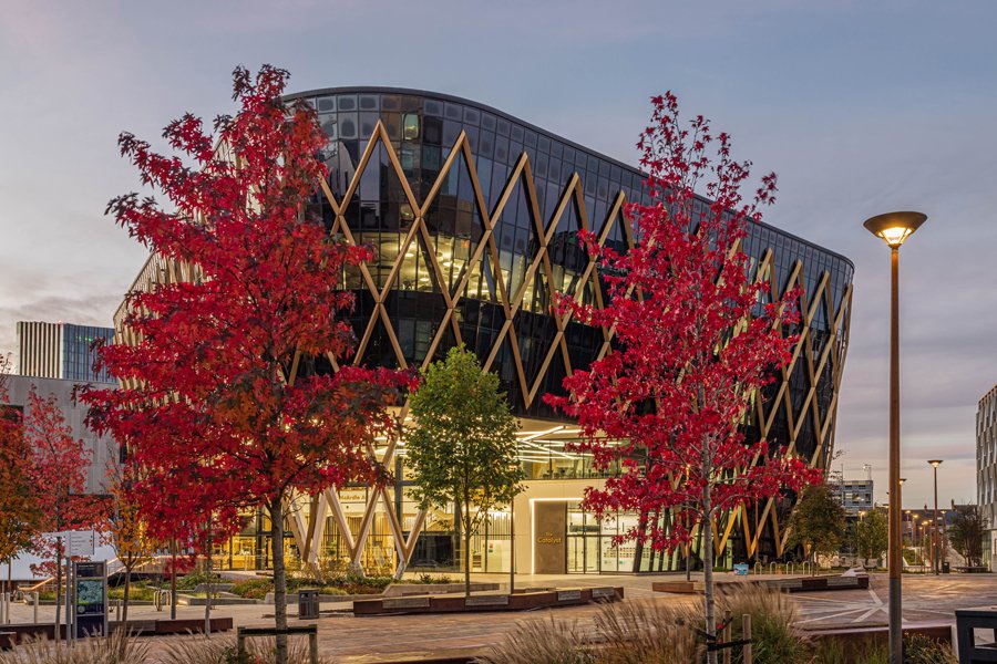 dpringlephoto's tweet photo. Autumn colours in #Newcastle this morning #newcastlehelix #thecatalyst #autumn #autumncolours https://t.co/SNq69lSdz1