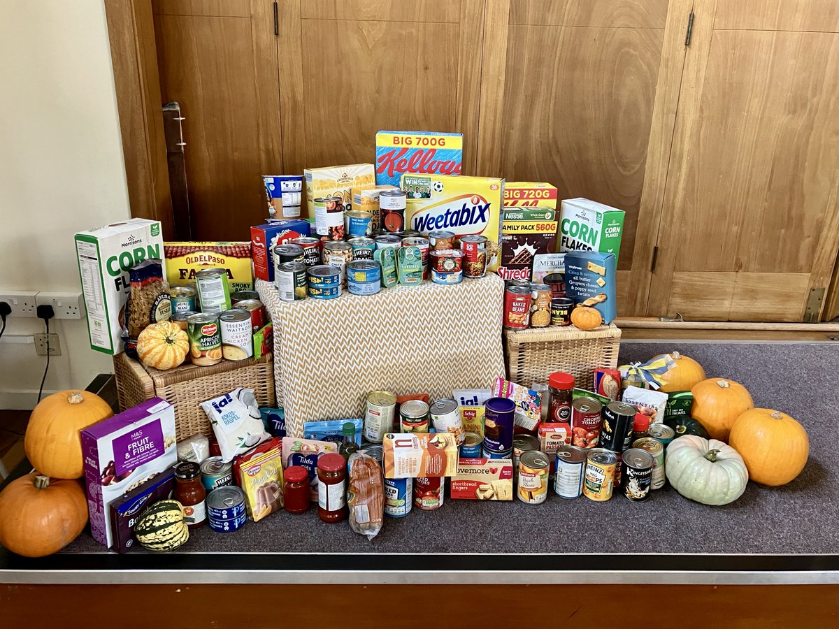 Oasis_Bath's tweet photo. Just look at this amazing Harvest haul from @St_Andrews_Bath! Every item here will go straight to our city centre food pantry, helping those on low incomes access affordable food. A big thank you to all the pupils, parents and staff at St Andrews who collected these items for us. https://t.co/SCnYMctzHM