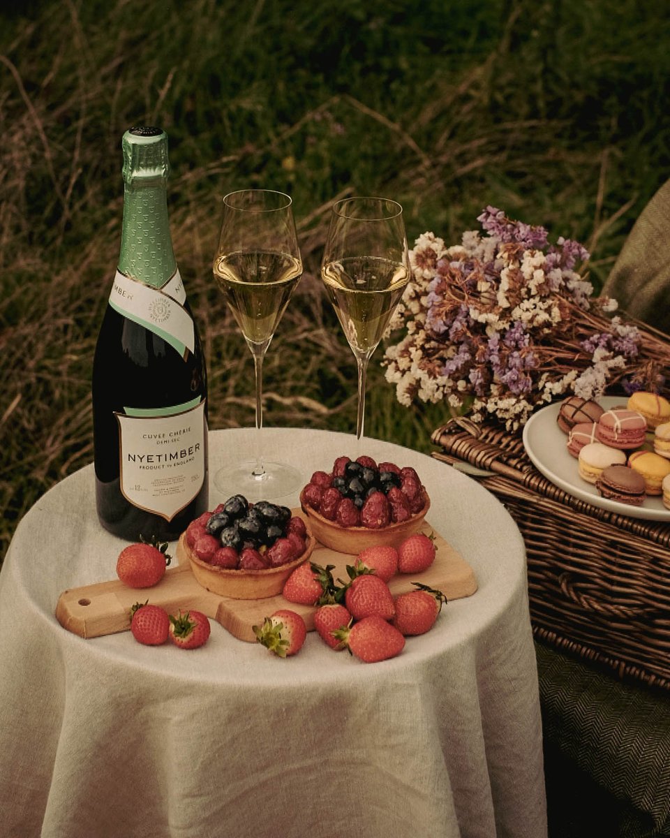 Nyetimber tweet media