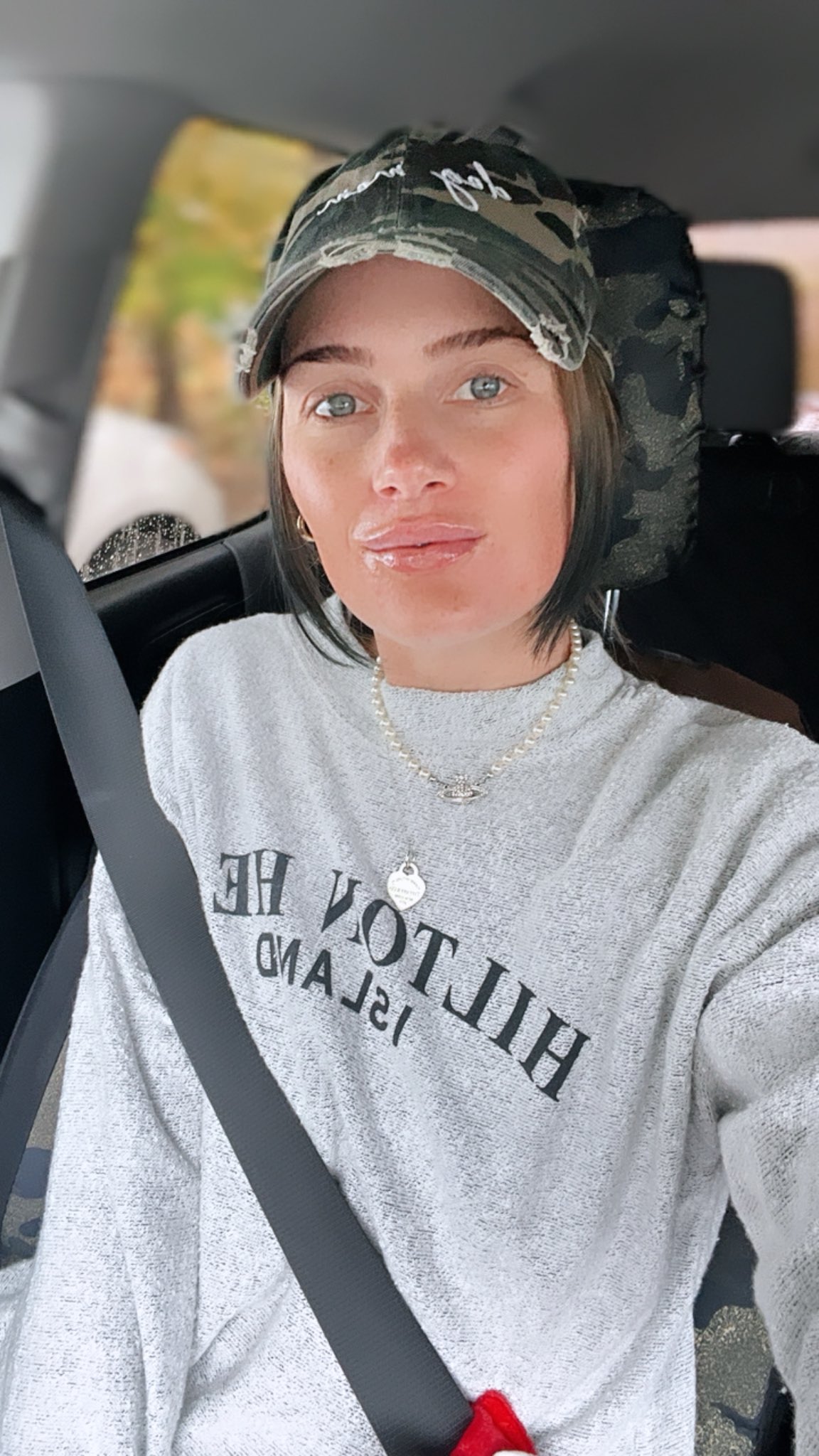 TW Pornstars - Riley Roscato. Twitter. new lips 😇😍. 3:20 PM - 25 Oct 2022