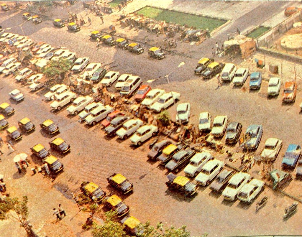 indianhistorypics on Twitter: "1980s :: Car Parking In Bombay"