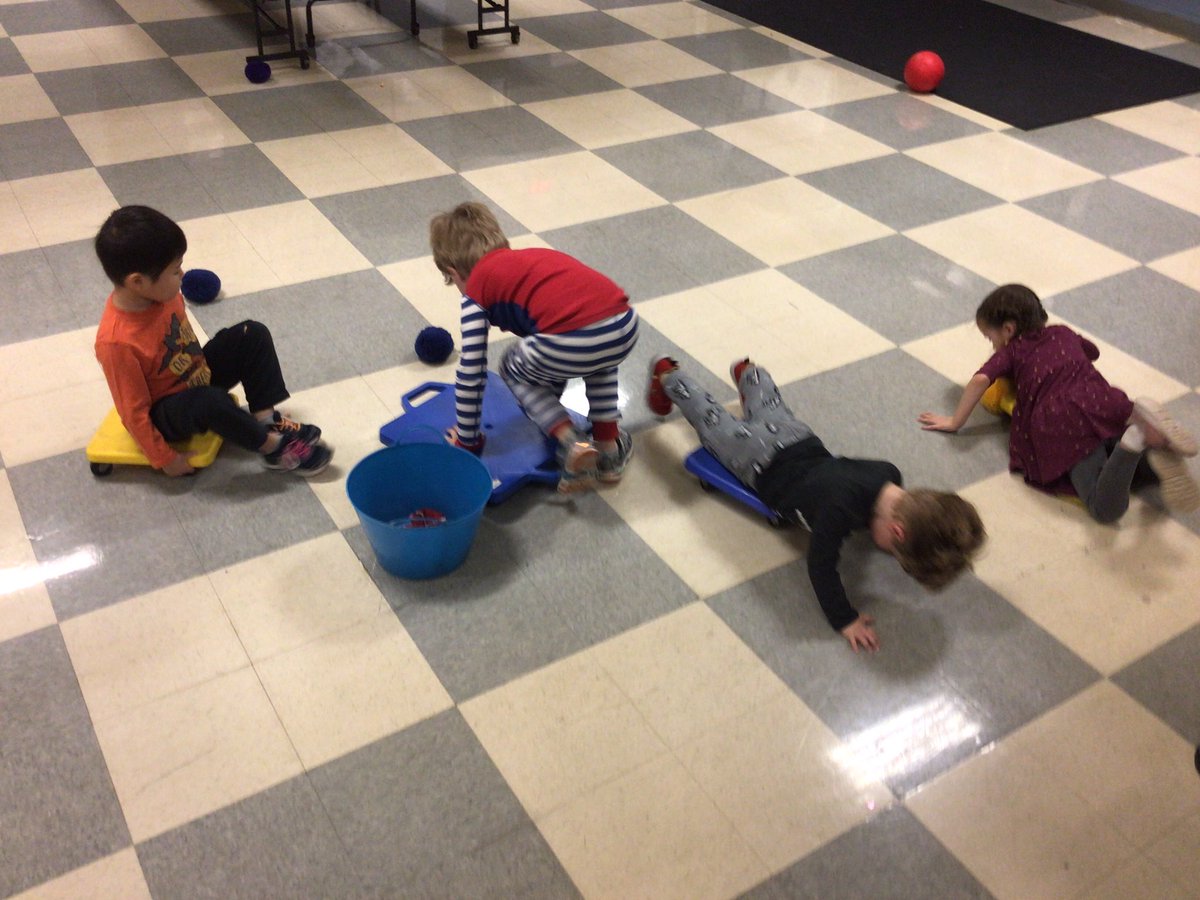MrsProbstPreK's tweet photo. Rainy day indoor recess - moving our bodies in so many ways! #dg58learns @IndianTrailDG58 https://t.co/Zwi05k1goc
