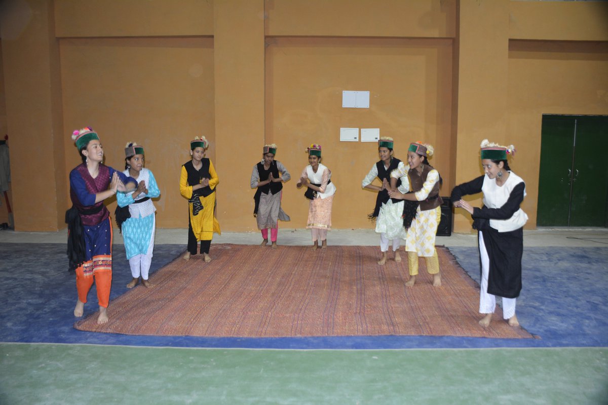 8hpbnncc's tweet photo. ATC-229.
Evening Practices for the Cultural competitions brought up appreciable level of expertise and effort by the cadets in such a short format. Group Dance! https://t.co/QjSr0N7DH8