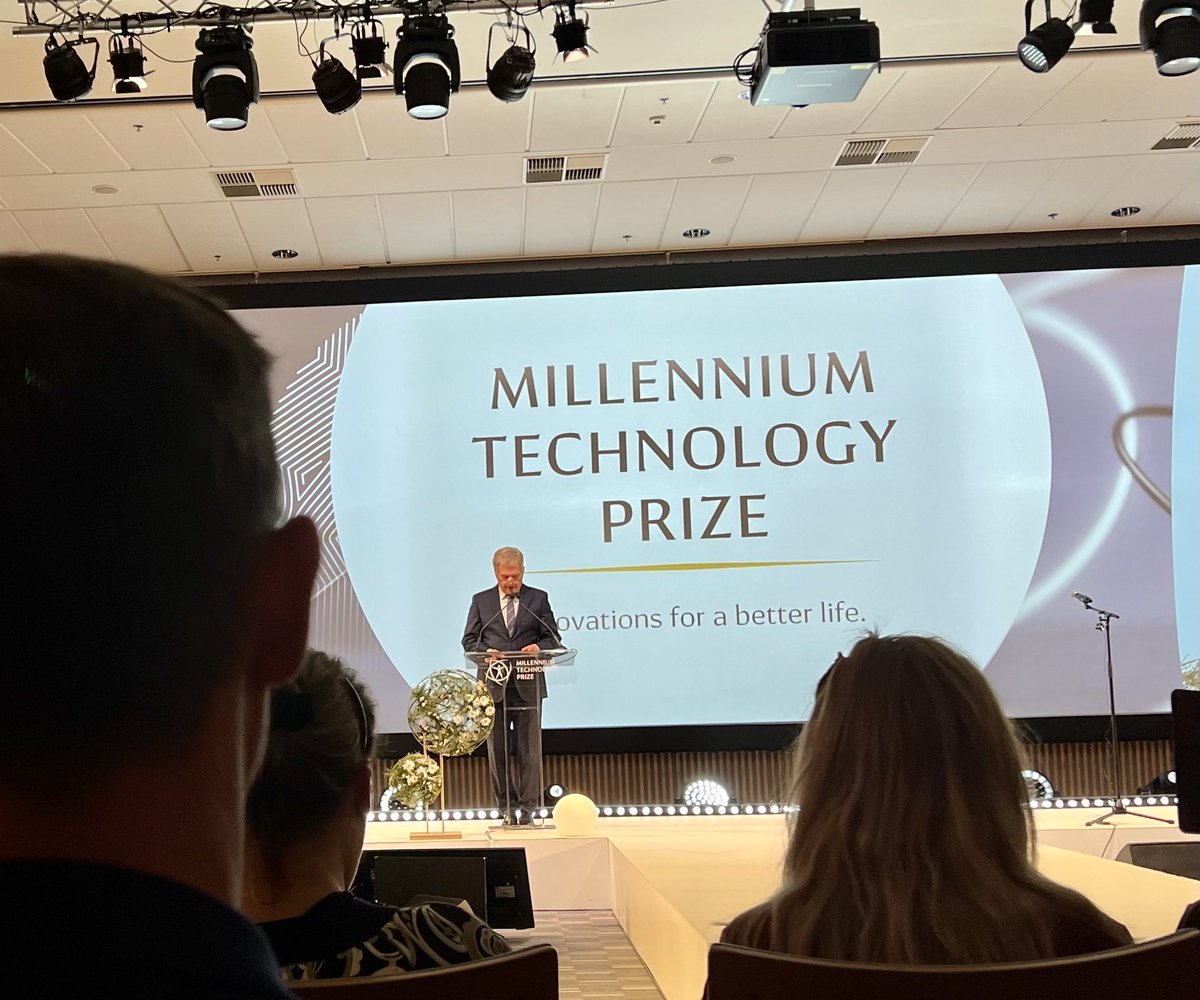 RHeikinheimo's tweet photo. Hienoa, että presidentti ⁦@niinisto⁩ antaa arvovaltansa tälle tärkeälle #Milleniumtechnologyprize . Teknologiaa ja innovaatioita tehdään ihmisten hyvinvoinnin ja maapallon tulevaisuuden parantamiseksi. #TKI #innovaatiot https://t.co/KyhTAF11ar