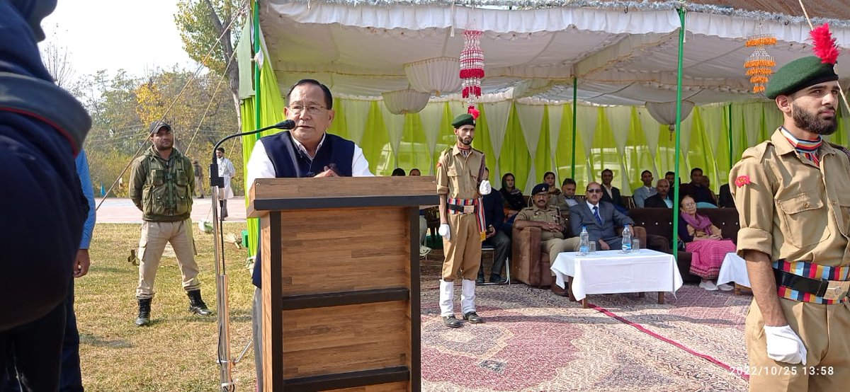 SManasbal's tweet photo. Union Minister of State for Education and External Affairs Dr. Rajkumar Ranjan Singh
Visits JK Sainik School Manasbal, and interacts with Staff and Students of the School. https://t.co/s06aaqoalM