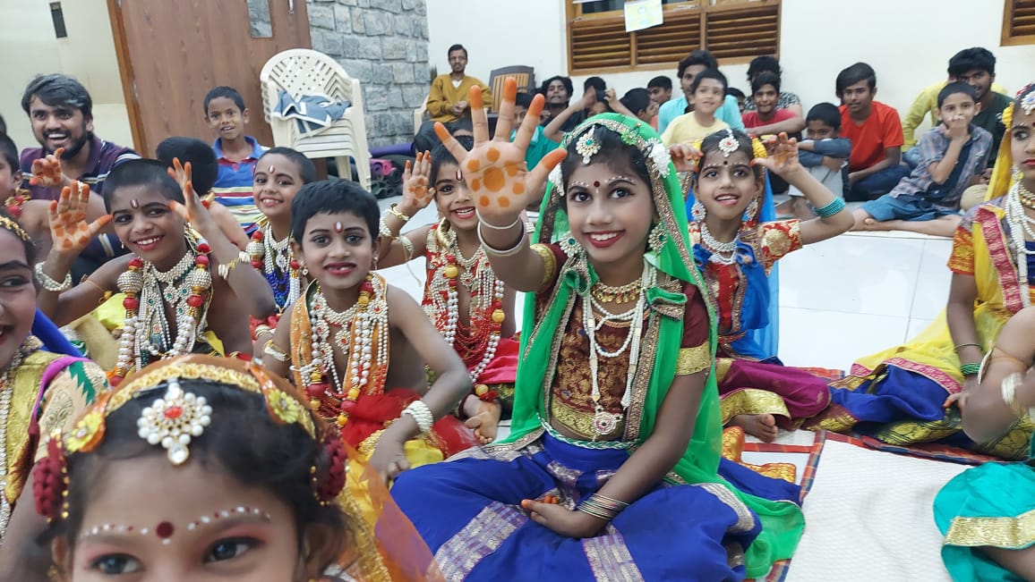 Can you be the LIGHT?  We are happy to receive photos of children at Deenabandu Trust Home celebrating DIWALI in Chamarajanagara. YGB supports 32 children at this home who have no other place to go.  For the cost of one class, you can change a life. ow.ly/lCEJ50Lkqu2.