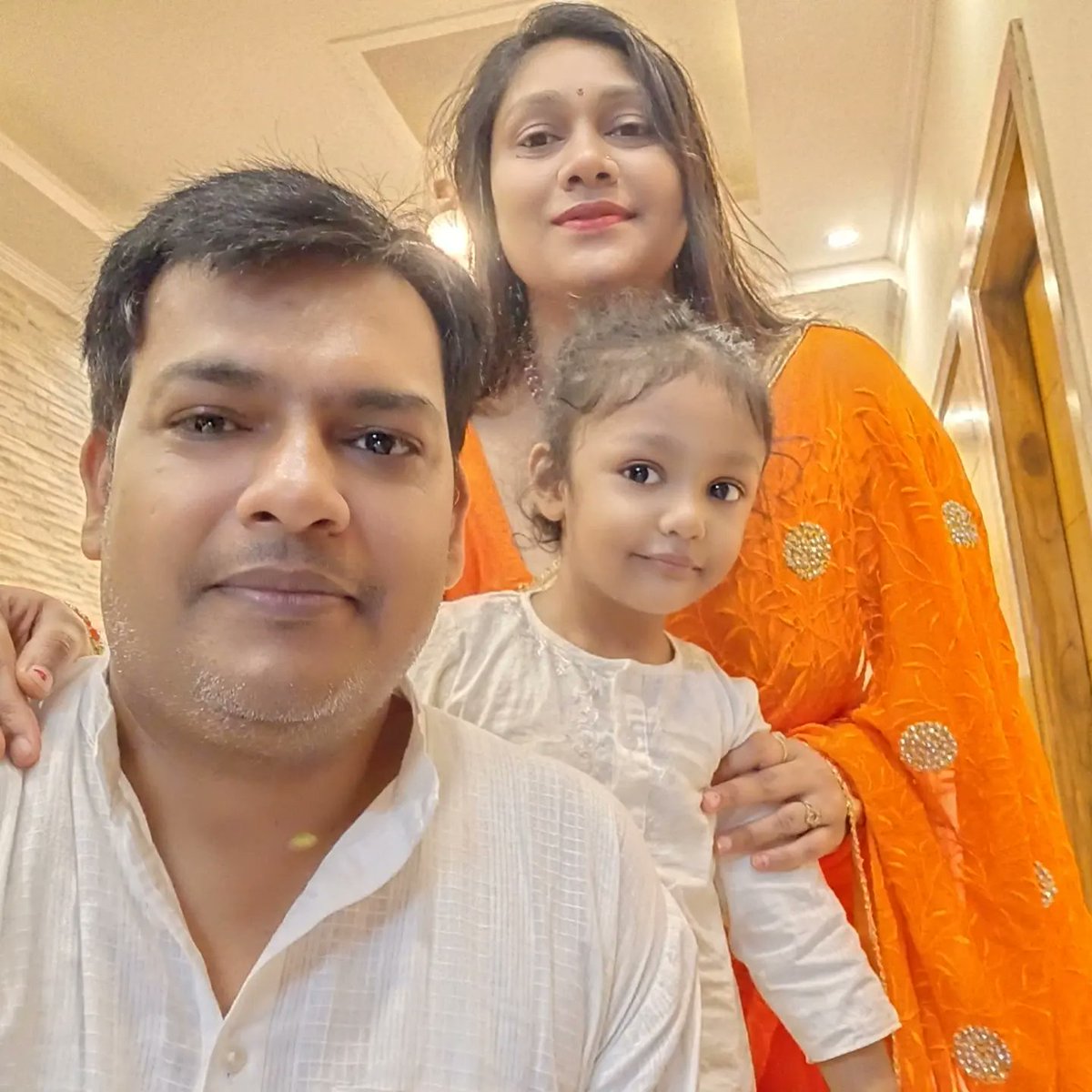 cmaclubindia's tweet photo. Family Pic 
@CmaKashyp @aadvikms https://t.co/sTdBwAgT59