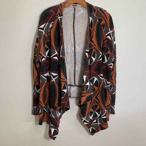 So good I had to share! Check out all the items I'm loving on <a href="/Poshmarkapp/">Poshmark</a> #poshmark #fashion #style #shopmycloset #nike #freepeople: posh.mk/ZO2r2QDTpub