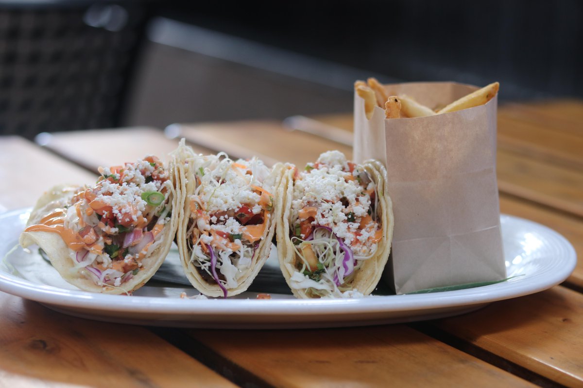 Willie_Gs's tweet photo. It’s Taco Tuesday, and we’ve got the goods. 🌮 https://t.co/wcJ0XSSx3X