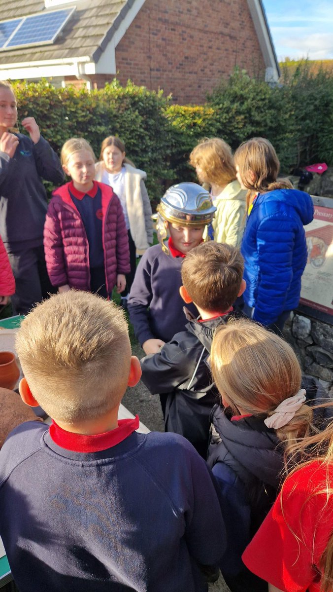YYllys's tweet photo. Bl.5 wedi mwynhau eu ymweliad i'r baddondy Rhufeinig ym Mhrestatyn heddiw. Diolch i bawb am drefnu. @cadw @DenbshireCside @BenDavisCreate @DenbighshireCC Yr.5 enjoyed their visit to the Roman Baths in Prestatyn today. Thanks to all who helped on the day. #cwricwlwmigymru https://t.co/6fC2Q3YMgh