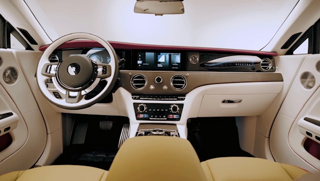 CarChargeruk's tweet photo. In 1900 Charles Rolls made a statement that electric power is well suited to Rolls Royce vehicles. Now over a century and that statement is being realised.

Click the link to read more about this Electric Vehicle.
https://t.co/GeBrcEJalm https://t.co/cFrRSenTvL
