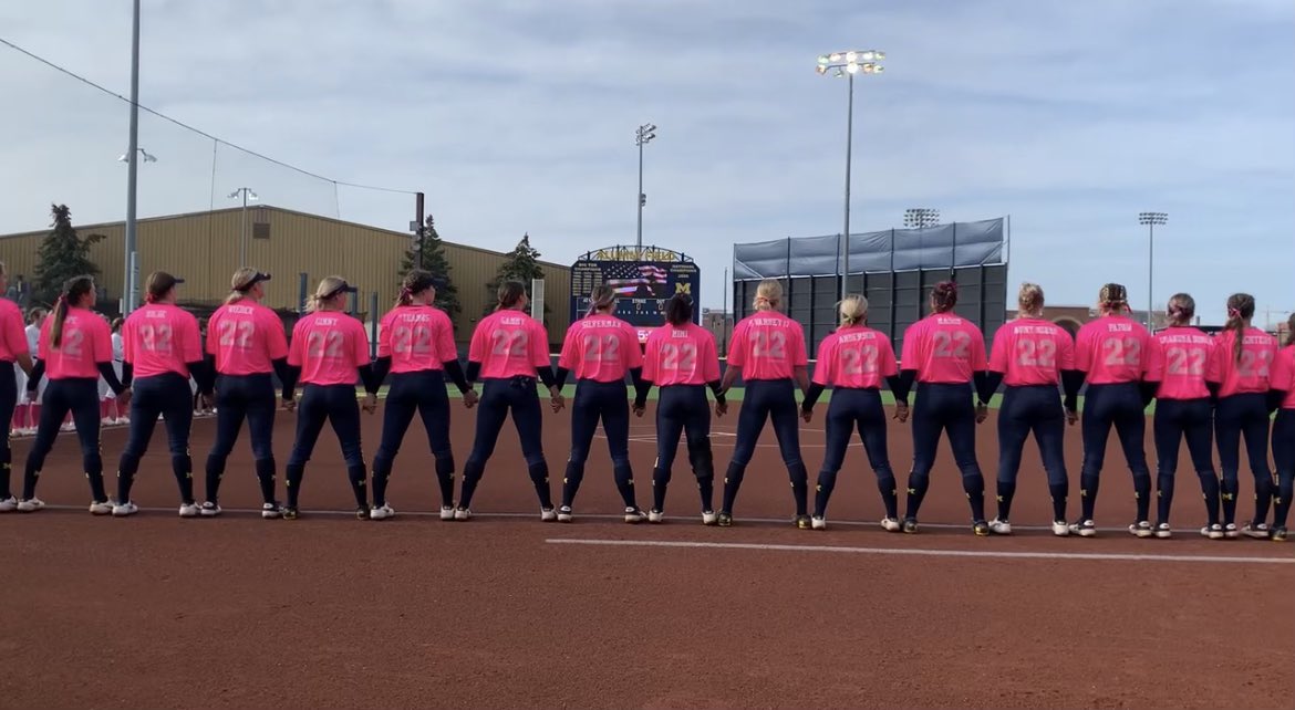 Fans I need your help! 2,000 RTs will raise $10,000 for @americancancer!!! Michigan Softball and I are passionate about breast cancer. We have the EASIEST way to fund research this month. Each RT of #wedrivefor = $5 donated. #wedrivefor and honor survivors and thrivers!