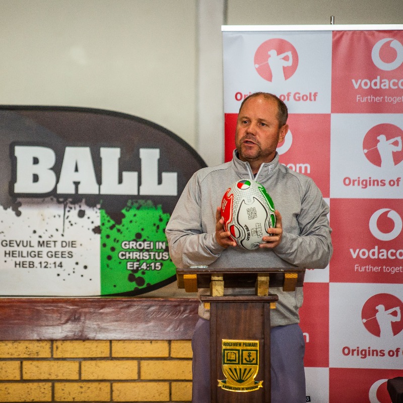 Sunshine_Tour's tweet photo. Golf and business bring a message of hope for Mossel Bay learners โ๏ธ
#VOGFinal
#VodacomOriginsofGolf
#SunshineTour
#GreatnessBeginsHere
@OriginsofGolf_
@Vodacom