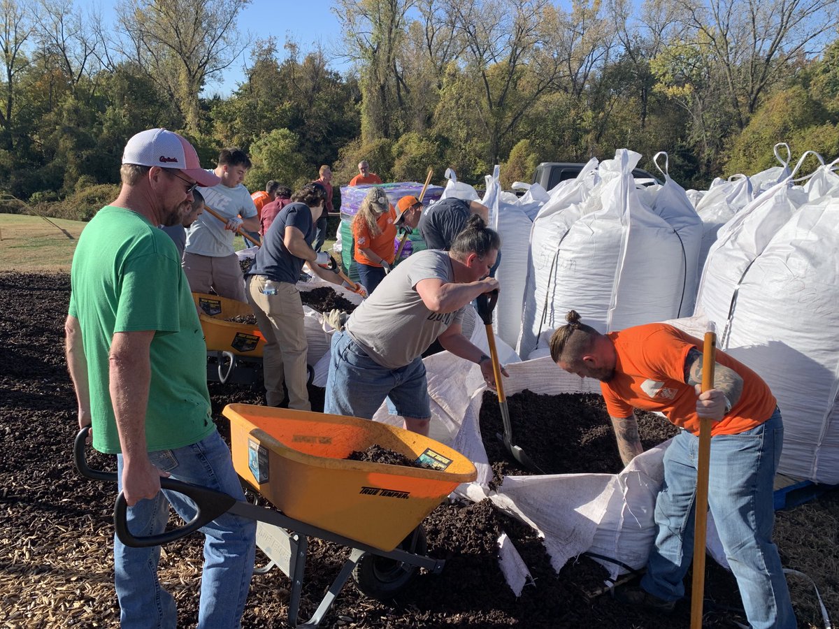 Nancy Henry tweet media