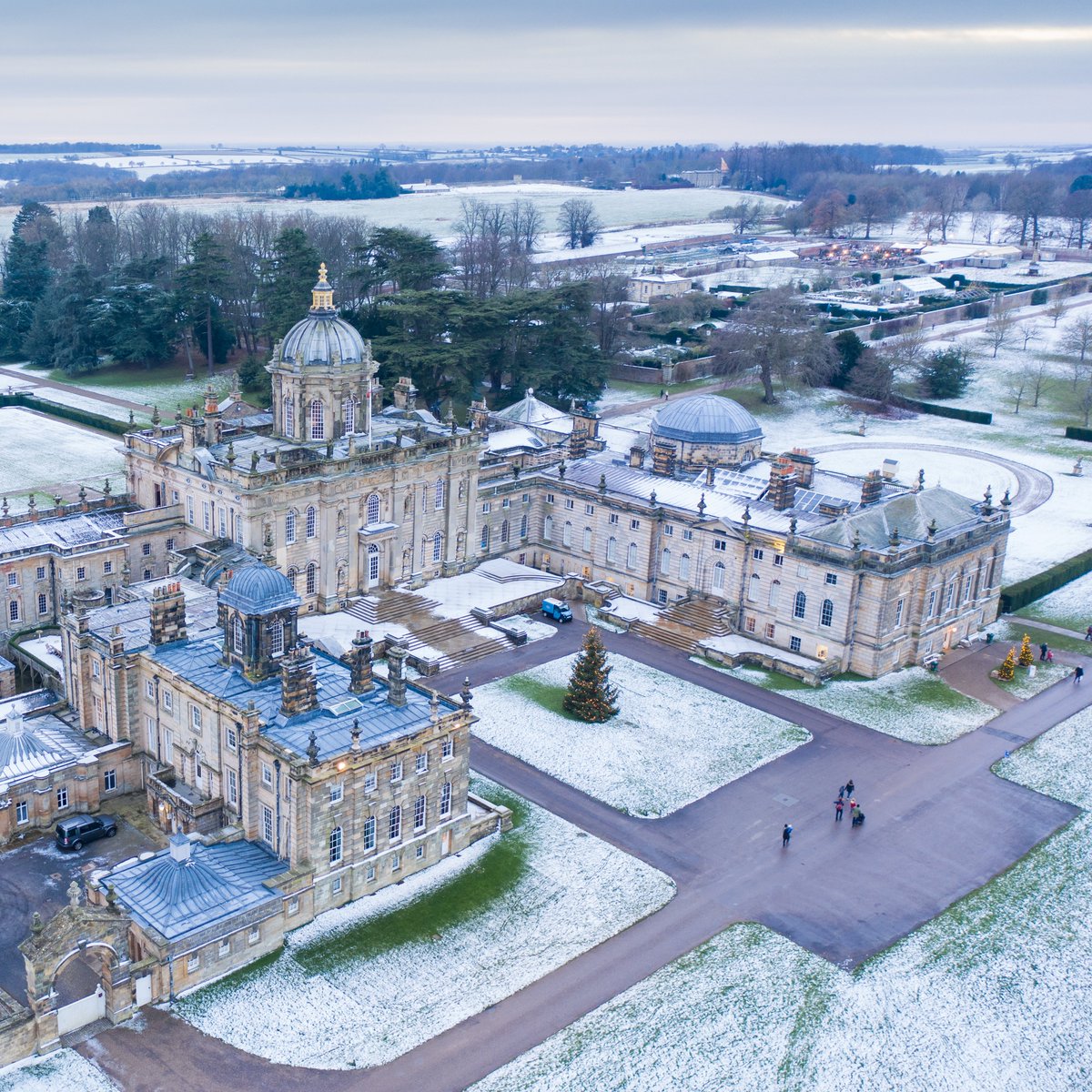 CastleHowardEst tweet picture