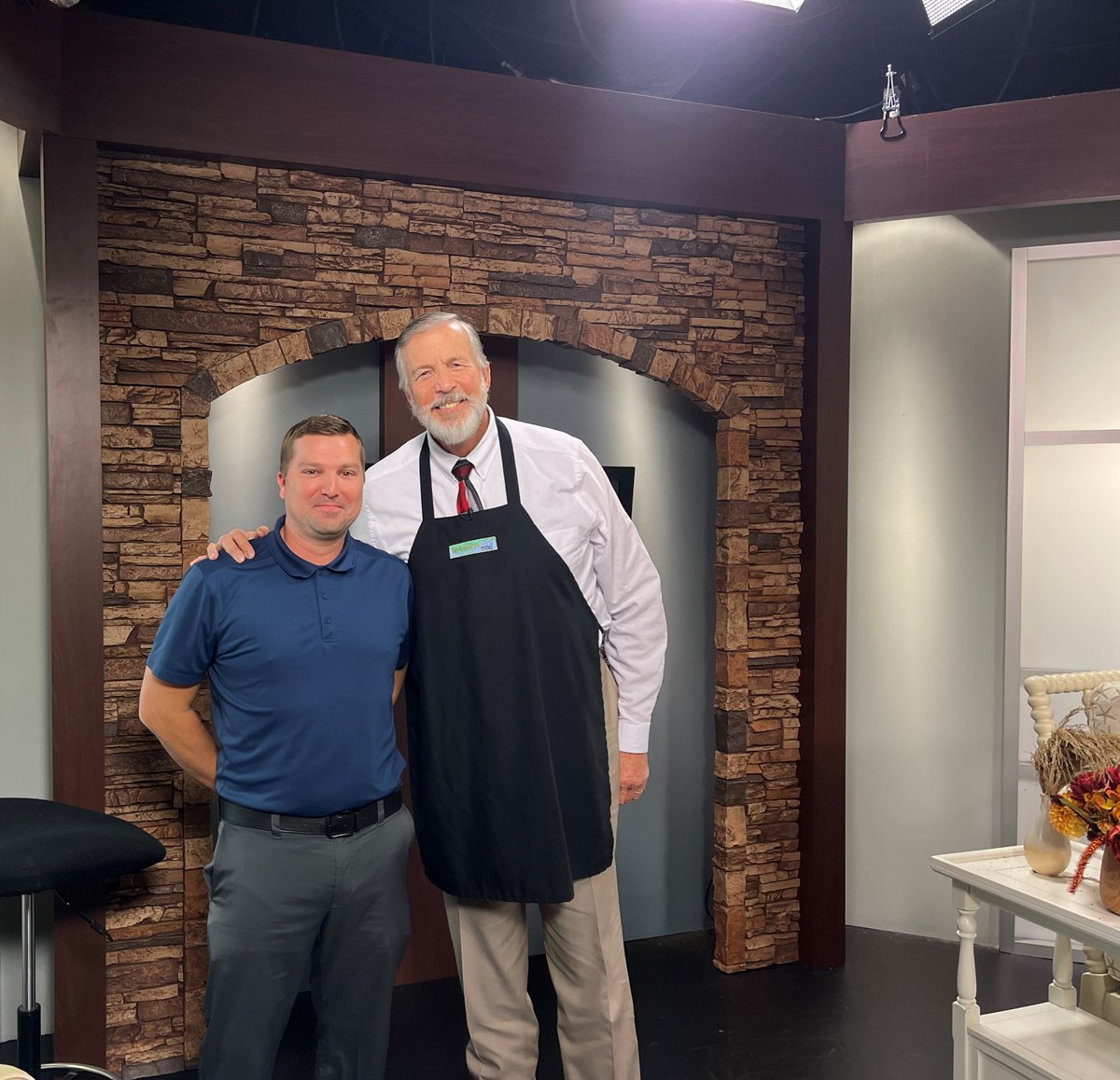 #umesextension #4H STEM Educator Bradley Hartle is a featured guest on tonight's DelmarvaLife show to talk about the upcoming (Nov. 12, 10 am-2 pm) #UMES 4-H STEM Festival.  Free STEM activities for youth K-12.  Tune in to WBOC at 5 for details! #marylandstemfestival