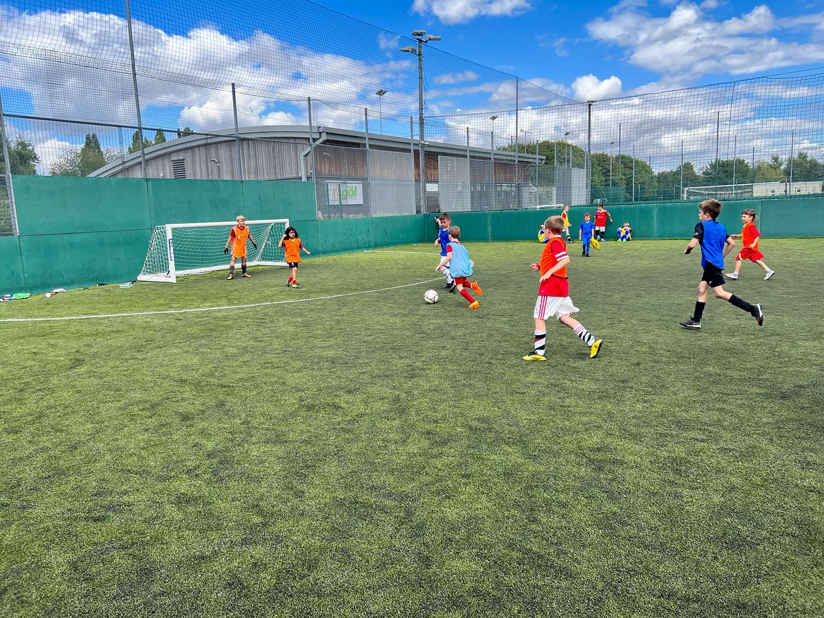 @RhysOwenThomas Our Half Term Soccer Schools will be running! - 5 - 11-year-olds - English & Welsh language - 8.30am until 3.30pm or 5.30pm - From just £20 per day 🗓️ Mon 31st Oct - Fri 4th Nov To sign up: 📞 029 2037 5760 📧 cardiff@golcentres.co.uk Please RT!